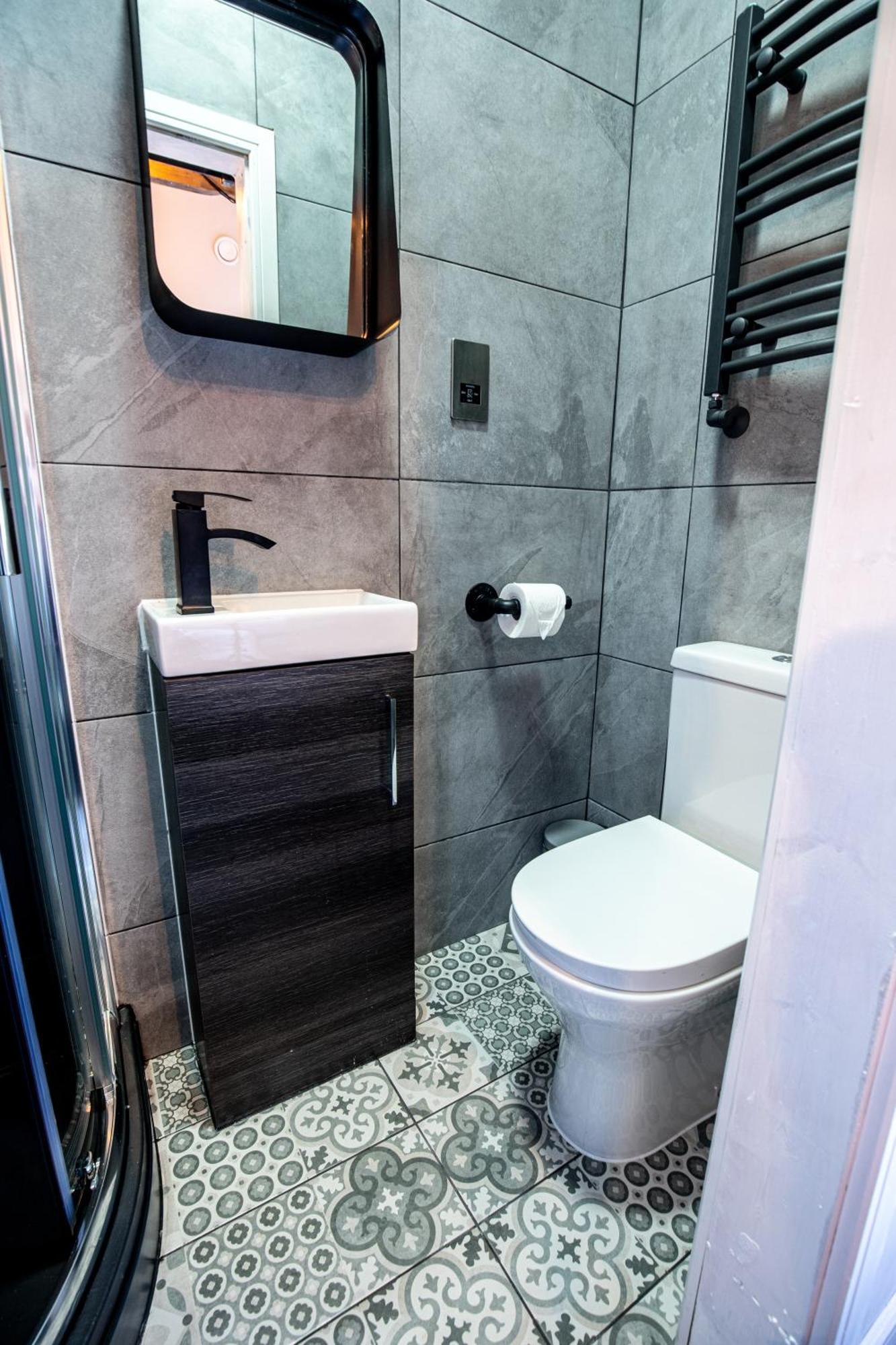 Villa Vip 3Br Grade2 Luxurious Industrial House With Wood Fire, Electric Blinds And Big Cast Iron Windows In The Heart Of The Jq Birmingham Exterior foto